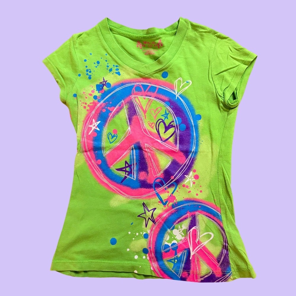 Y2K Total Girl Green Peace Sign Heart Graphic Baby Tee V-Neck T-Shirt Scene #19